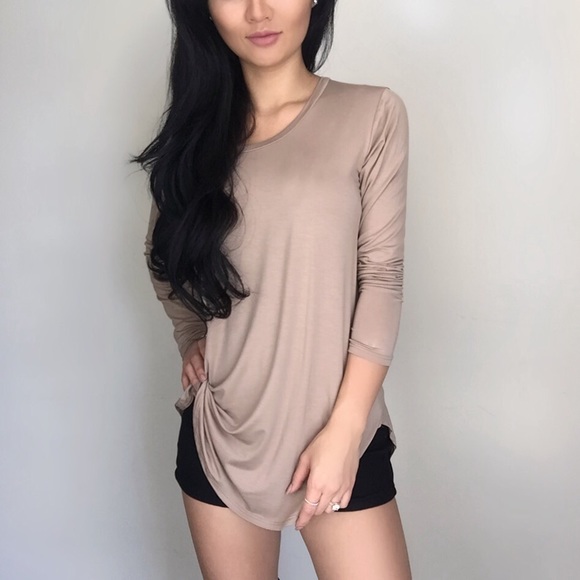 •SOLD OUT• "Staple Nude Long Sleeve" - Picture 3 of 4