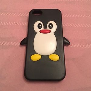 Black Silicon Peguin iPhone 5 Case