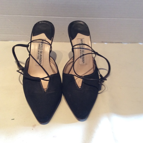 Black low heel Manolo Blahniks