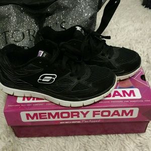 Skechers FlexAppeal memory foam tennis shoes
