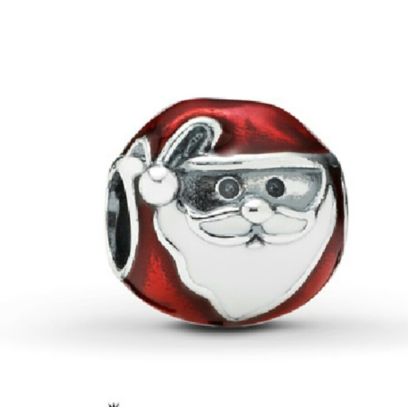 Pandora Santa Charm