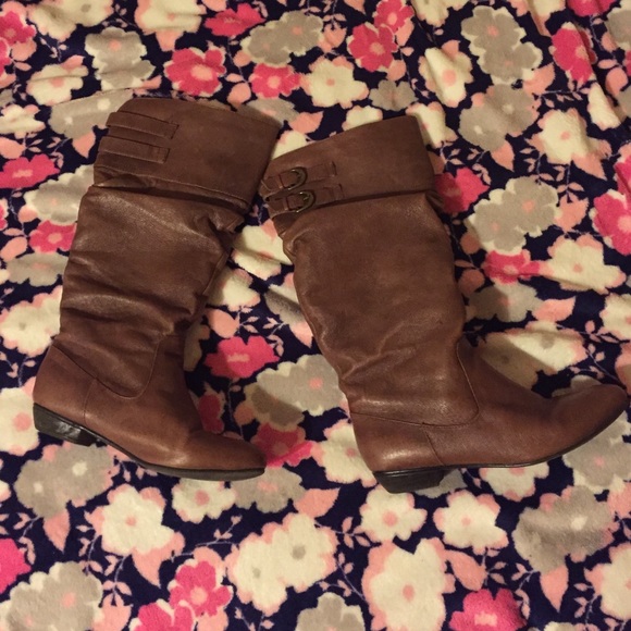 Steve Madden boots💕💕 - Picture 2 of 4