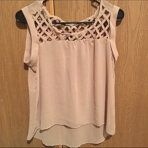 Beige/tan tank