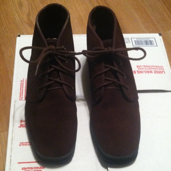 Brown leather upper shoes