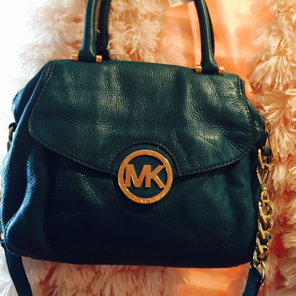 Tote - Picture 1 of 3