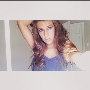 Meet your Posher, Alexus