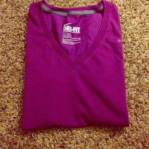 Nike DRI-FIT v-neck tshirt