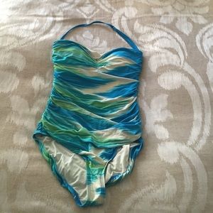 Bathing suit