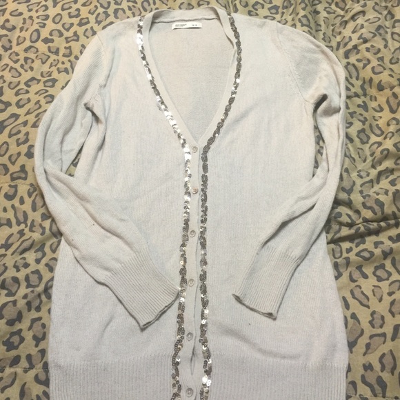 Old navy sweater