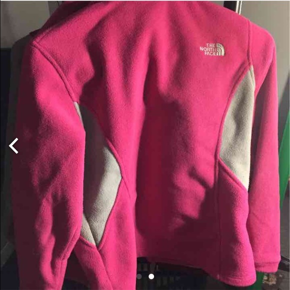 North face - Picture 2 of 2