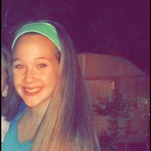 Meet your Posher, Gabi
