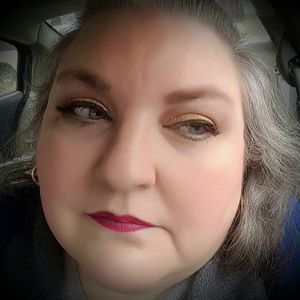 Meet your Posher, Theresa