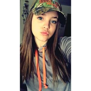 Meet your Posher, Venessa