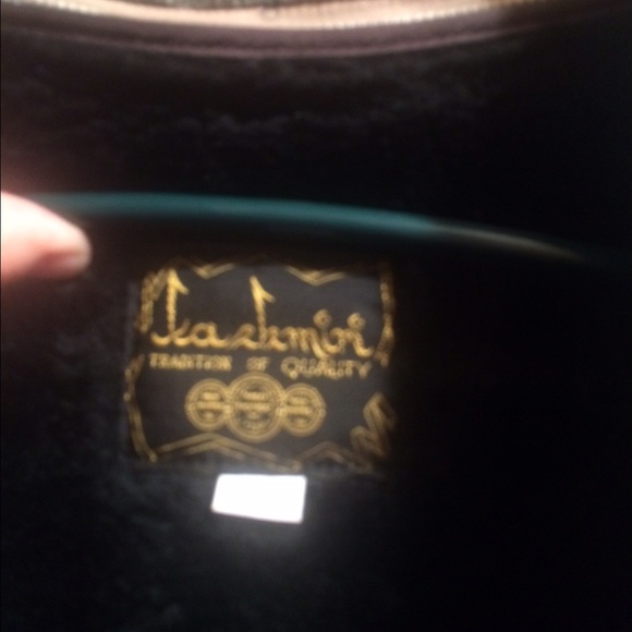 Leather jacket - Picture 2 of 3