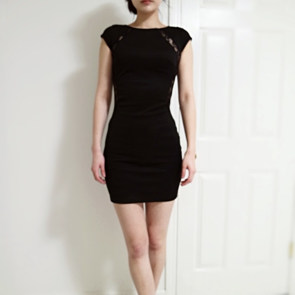 Guess black cocktail/party dress 👗