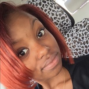 Meet your Posher, Candis