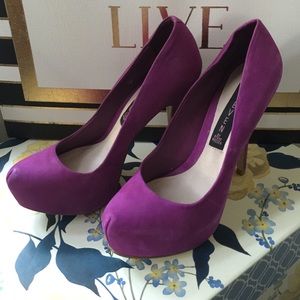 Magenta high heels