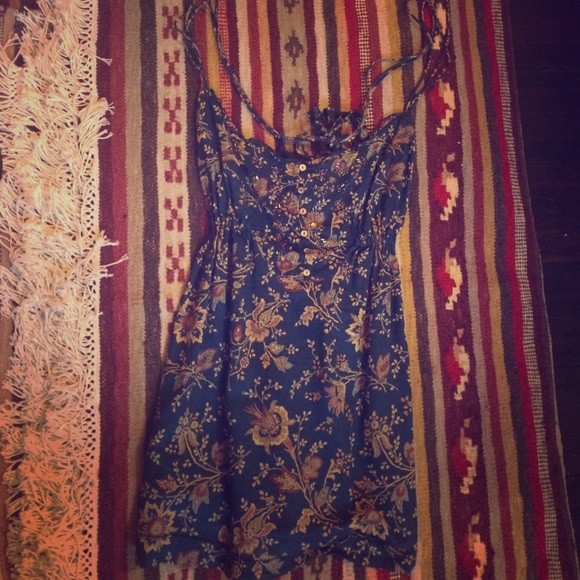 Abercrombie Navy/burgundy/gold Boho Print Top