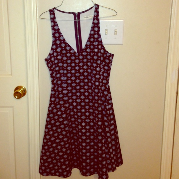 Dress - Picture 1 of 2