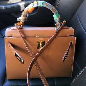 Hermes kelly 28 in Gold (sold)