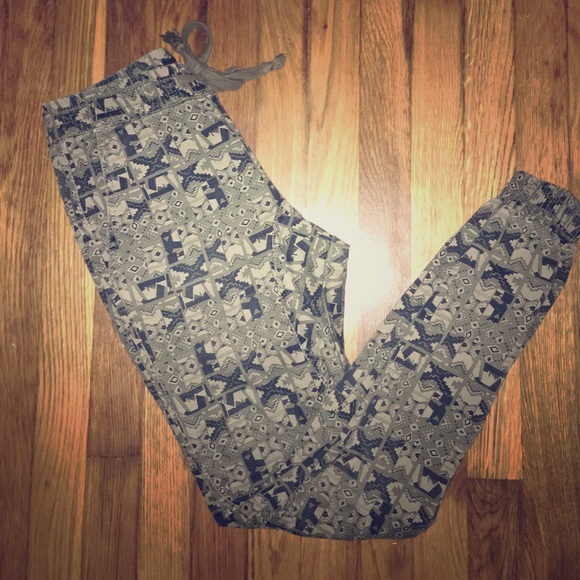 Rue21 Pants - Aztec - Printed Joggers