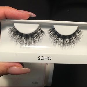 KOKO LASHES "SOHO" (never worn)