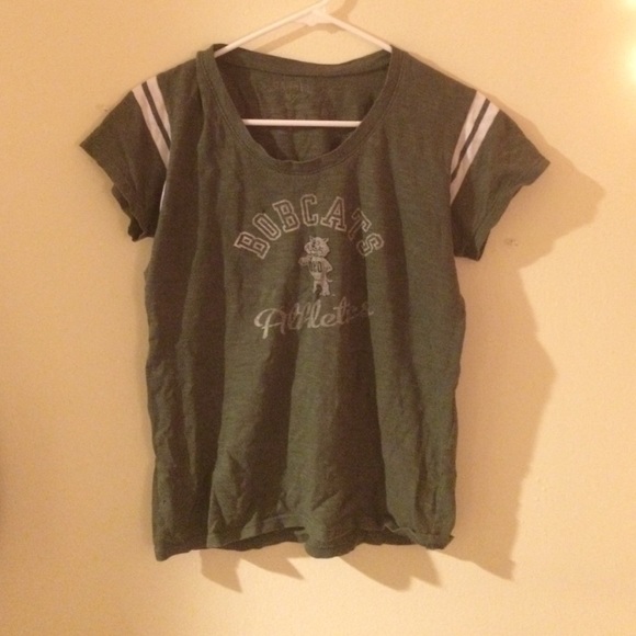 Ohio university bobcat scoop neck t shirt - Picture 1 of 3