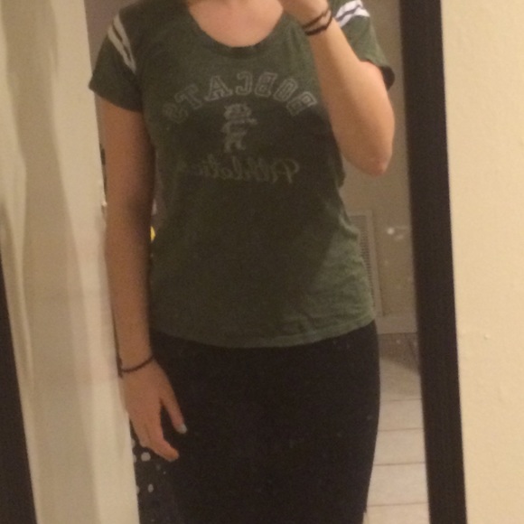 Ohio university bobcat scoop neck t shirt - Picture 2 of 3