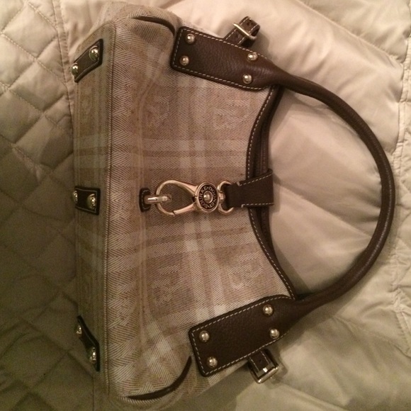 Dooney and bourke handbag