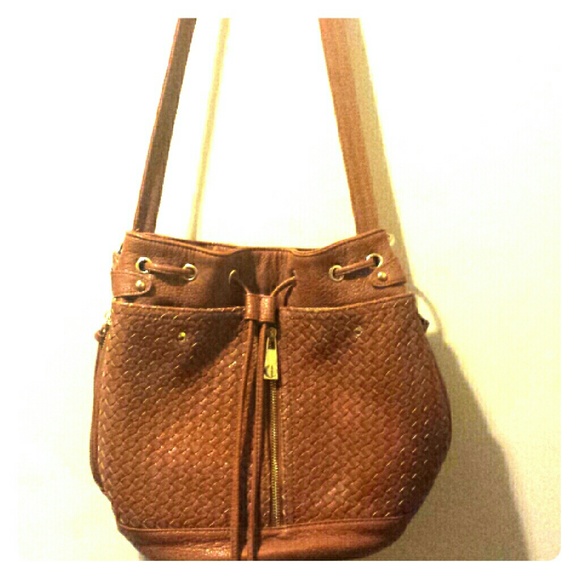 Steve madden bucket bag