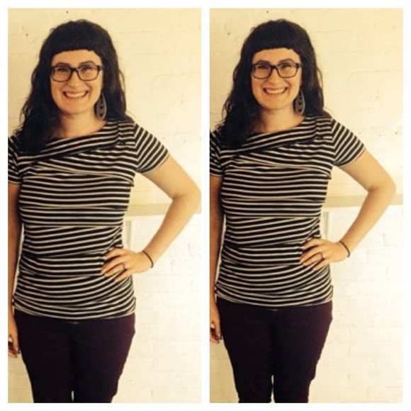 😎 Ruffled Layers Optical Stripe Top.
