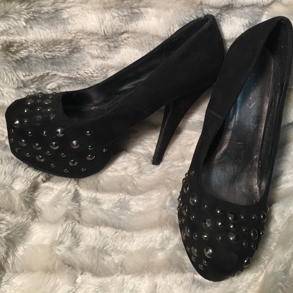 FOREVER 21 black platform heels - Picture 2 of 4