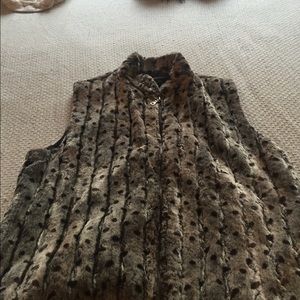 Fur vest