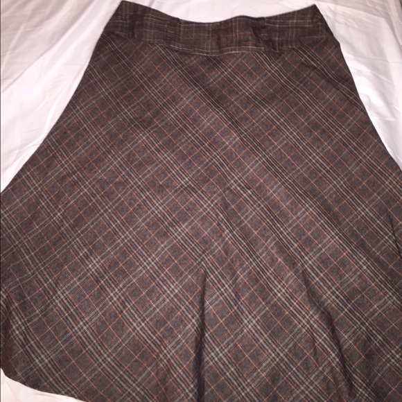 Ivey league A-line skirt - Picture 2 of 3