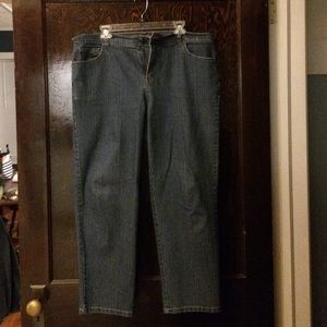 Gloria Vanderbilt jeans