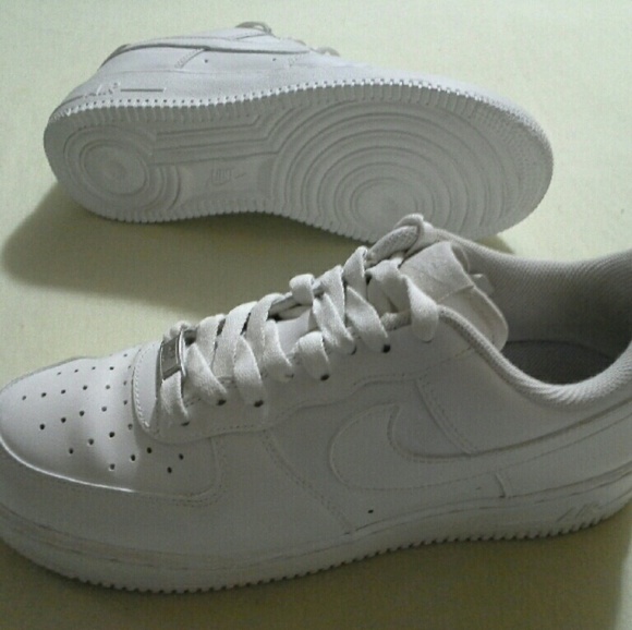 Nike Air Force One Low's White on White 8'