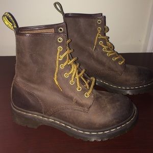 Womens size 8 Brown Leather DR. Marten Boots!
