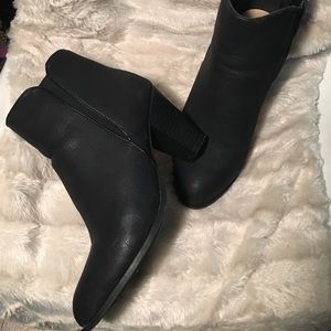 Heeled booties