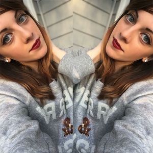 Meet your Posher, Molly