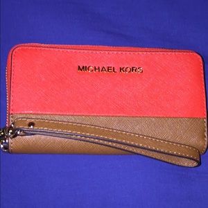 Michael Kors Large Universal Wristlet