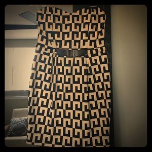 Nwt Strapless dress with gold plated accent
