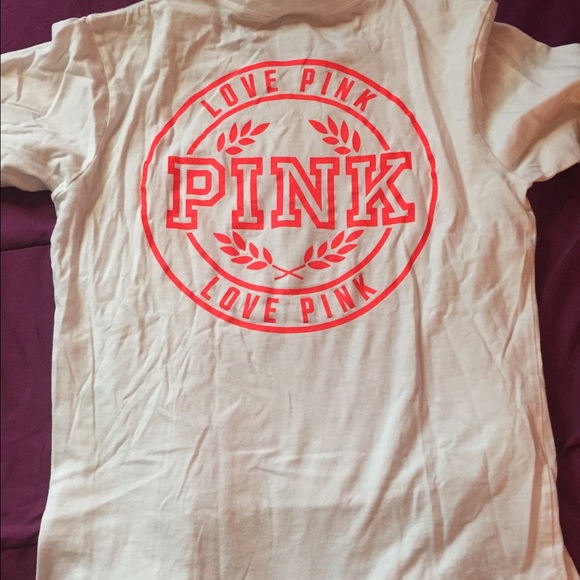 VS PINK CAMPUS SHORT SLEEVE TEE