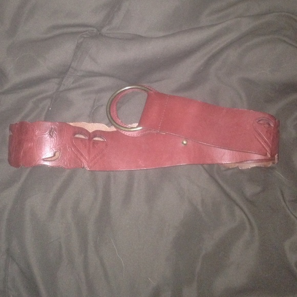 Roxy belt.