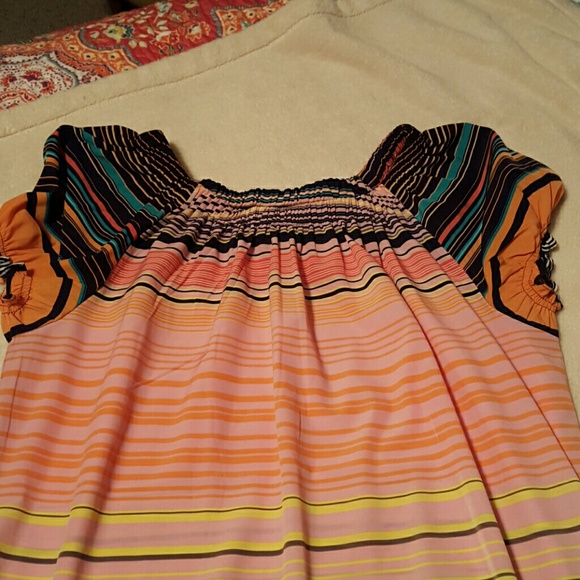 Size S GAP striped dress - Picture 2 of 2