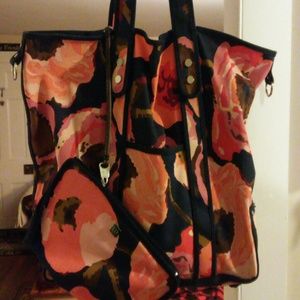 Gap Large Tote Bag with Smaller Bag to Match