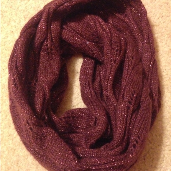 Infinity scarf - Picture 3 of 3