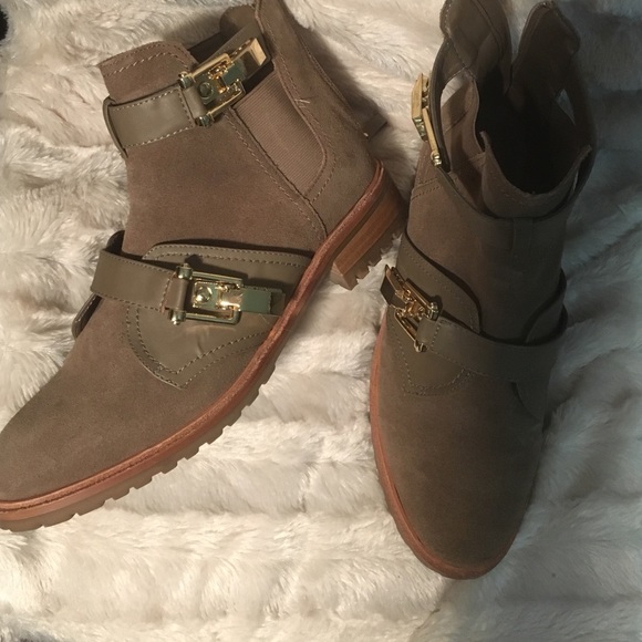 ALDO BOOTIES - Picture 1 of 1