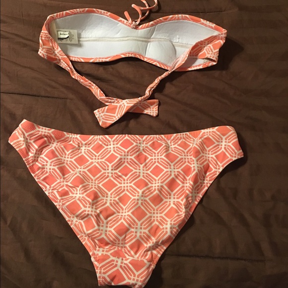 Bathing suit - Picture 2 of 4