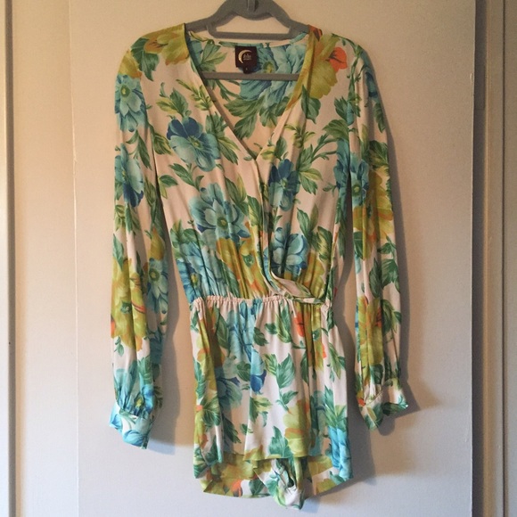 Blu Moon floral print romper