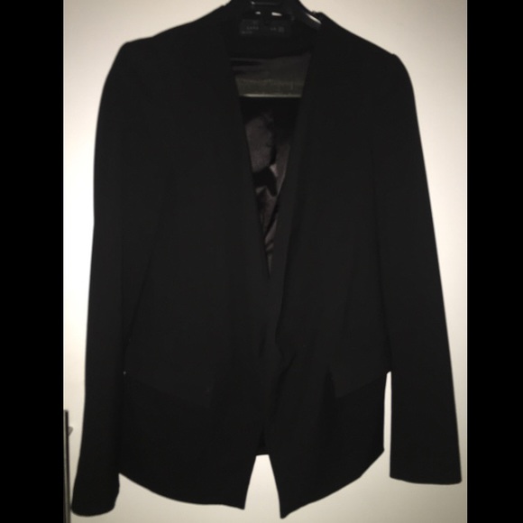 ⬇️⬇️⬇️Zara blazer